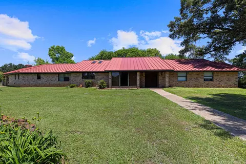 621 Munden Dance Hall Rd, Marshall, TX 75672