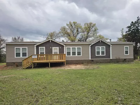 90 County Road 1110, Daingerfield, TX 75638