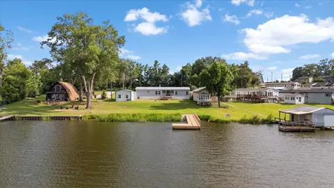 21903 Boles Rd, Frankston, TX 75763