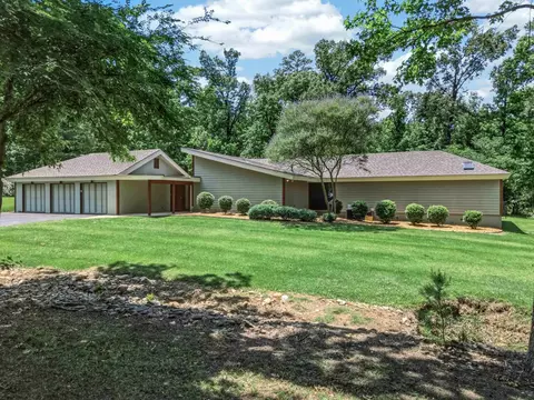 740 Hillburn Rd, Kilgore, TX 75662