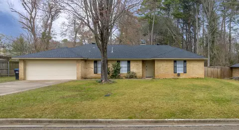 801 Myrtle, Longview, TX 75604 photo 2