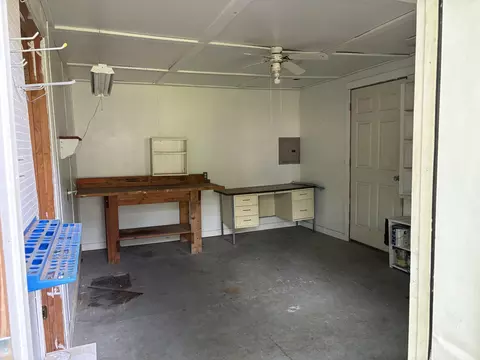 211 E Bonham, Jefferson, TX 75657 photo 18