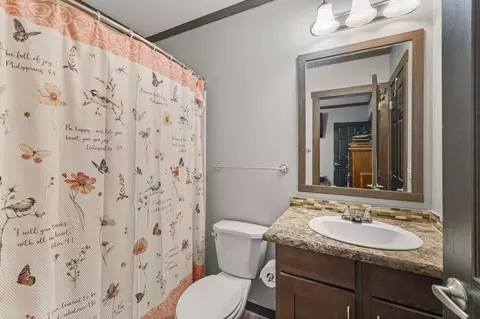 Bath - 170 Blue Fox, Marshall, TX 75670 photo 2 of 2