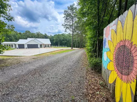 305 County Road 1145, Atlanta, TX 75551