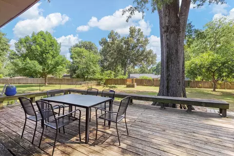 Exterior - 28 Rambling Rd, Longview, TX 75604 photo 3 of 13