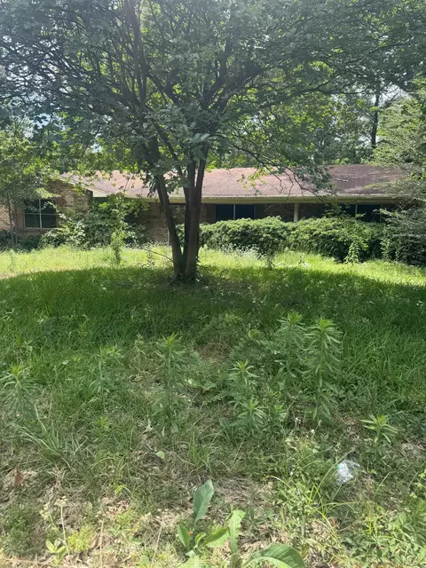 411 N Glencrest, White Oak, TX 75693