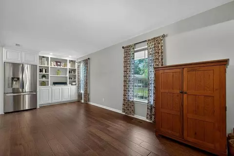 208 Fairview Dr, Longview, TX 75604 photo 7