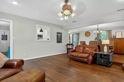 208 Fairview Dr, Longview, TX 75604 photo 28