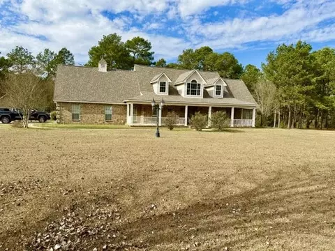 2645 Birmingham Rd, Marshall, TX 75672