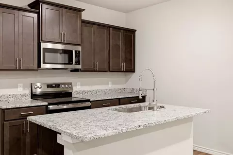 Kitchen - 514 Ranier, Longview, TX 75604 photo 2 of 3