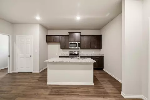 Kitchen - 514 Ranier, Longview, TX 75604 photo 1 of 3