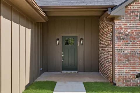 Exterior - 514 Ranier, Longview, TX 75604 photo 2 of 5