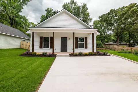 213 Jeanette Ave, Gladewater, TX 75647