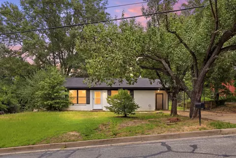 1919 Bradshaw, Tyler, TX 75702