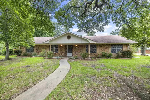 1711 N Tenth St, Longview, TX 75601