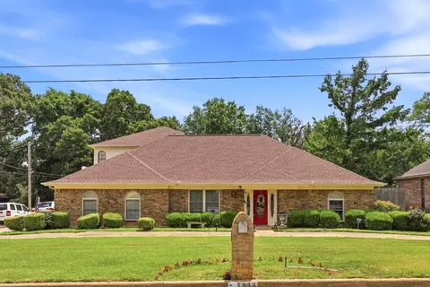 1816 Northwood Ct, Longview, TX 75605