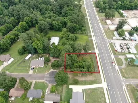 701 W Harrison Rd, Longview, TX 75604 photo 8
