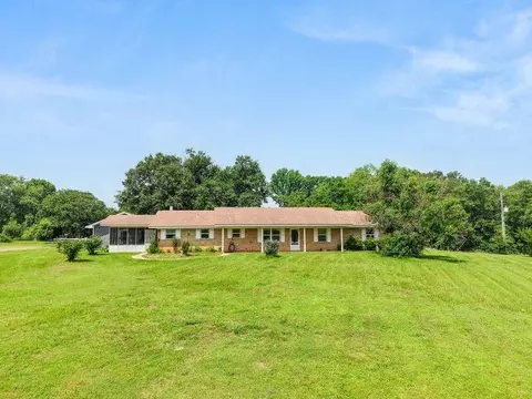 5010 Bobwhite, Gilmer, TX 75645