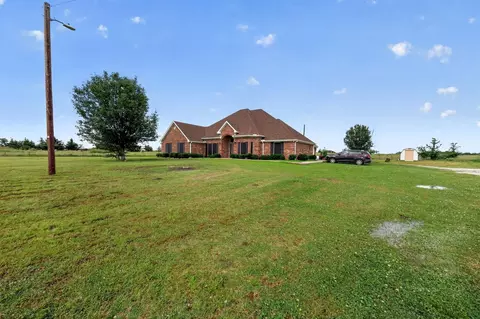 8229 Farm Road 905, Paris, TX 75462