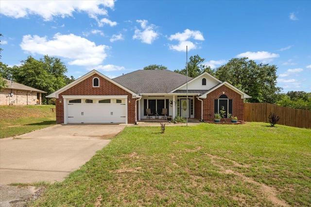 809 Jack Dr, Lindale, TX 75771