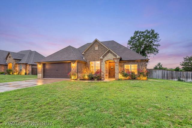 230 Saddle Brook Cir, Hallsville, TX 75650