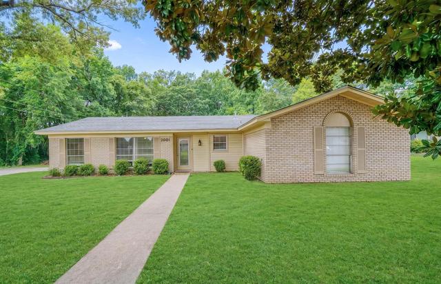 2801 Sherwood Dr, Longview, TX 75605