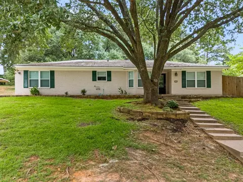 2202 Balsam St, Longview, TX 75605