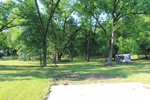 2420 E Houston, Marshall, TX 75672