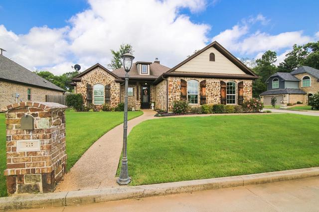 111 Champions Dr, Hallsville, TX 75650