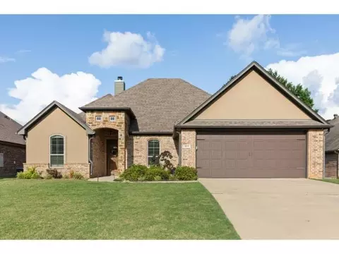 3918 Gable Crest Ln, Longview, TX 75605