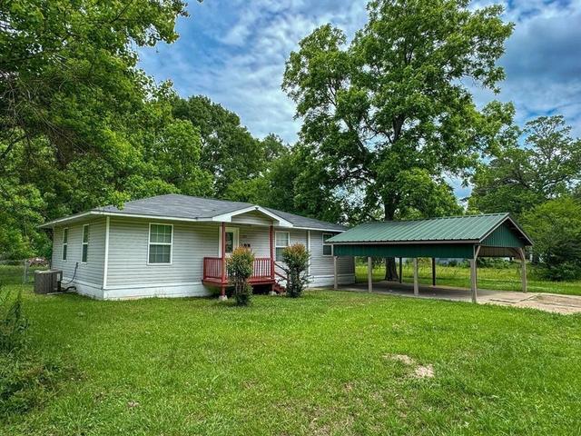 203 E Douglas St, Jefferson, TX 75657