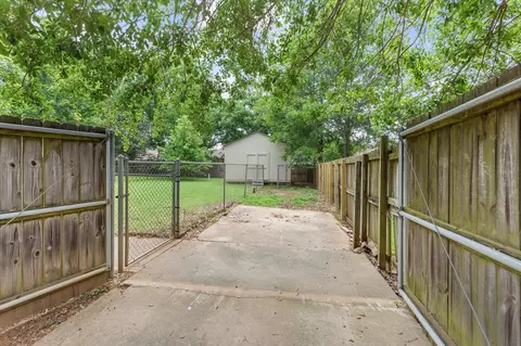 806 Toler Ct, Longview, TX 75604 photo 43