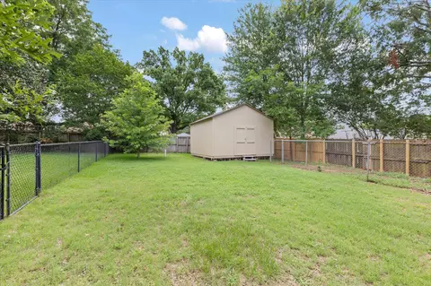 806 Toler Ct, Longview, TX 75604 photo 38