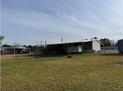 155 Berry Ln, Marshall, TX 75670 photo 2