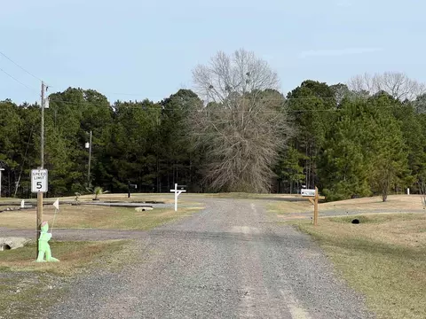 155 Berry Ln, Marshall, TX 75670 photo 7