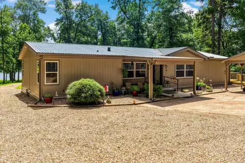 197 Shreveport St, Avinger, TX 75630