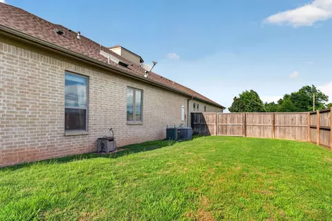 Exterior - 5511 Mccann Rd, Longview, TX 75605 photo 5 of 7