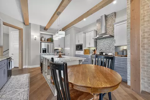 Kitchen - 5511 Mccann Rd, Longview, TX 75605 photo 6 of 8