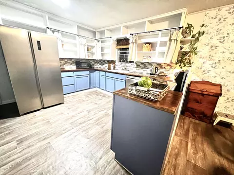 Kitchen - 2988 State Hwy 154 E, Gilmer, TX 75645 photo 2 of 5