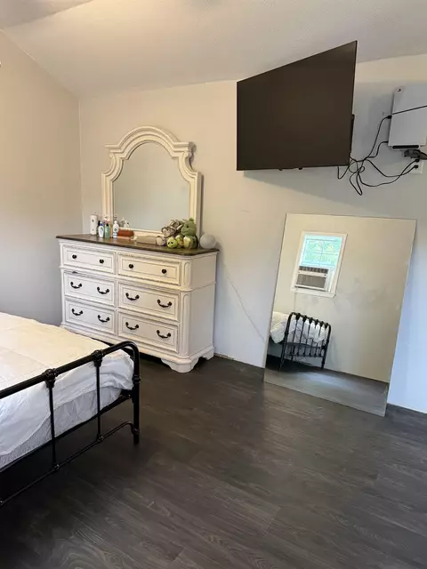 Bedroom - 2988 State Hwy 154 E, Gilmer, TX 75645 photo 3 of 3