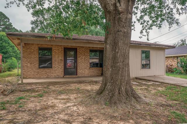 308 N Lee Dr, Gladewater, TX 75647