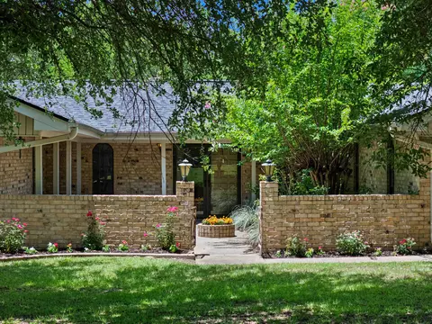 2619 Van Meter Rd, Kilgore, TX 75662