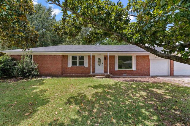 2317 Kelly Lynn Ln, Longview, TX 75605