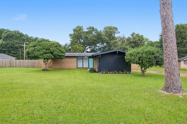 4103 Forest Trl, Marshall, TX 75672