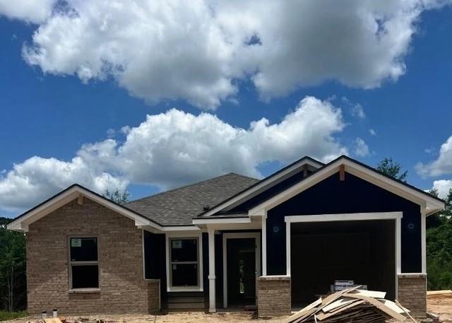 207 Spokane St, Gladewater, TX 75647