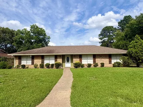 3624 French Dr, Longview, TX 75604