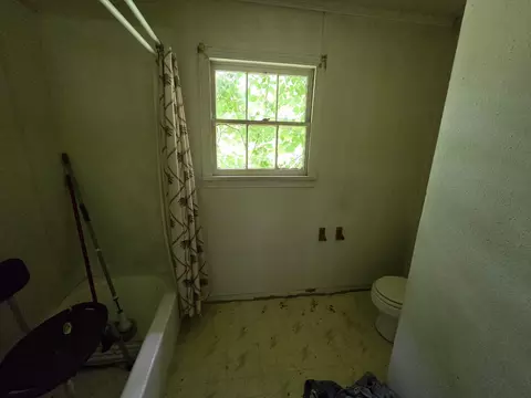 596 Marcus, Timpson, TX 75975 photo 9