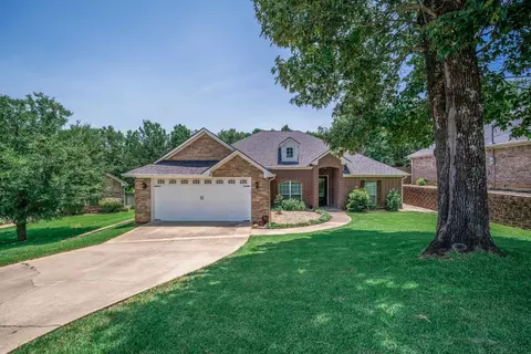 104 Colt St, Longview, TX 75604