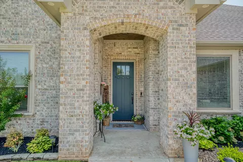 3902 Gable Crest Ln, Longview, TX 75605 photo 2