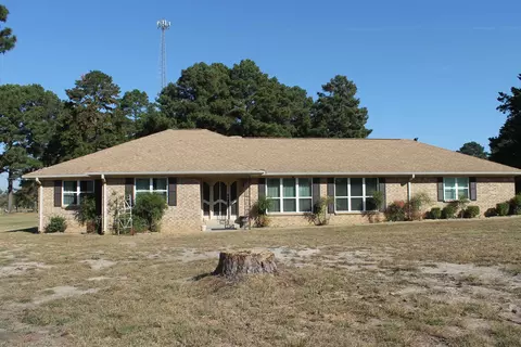 5677 N Interstate 20 Service Rd E, Marshall, TX 75672